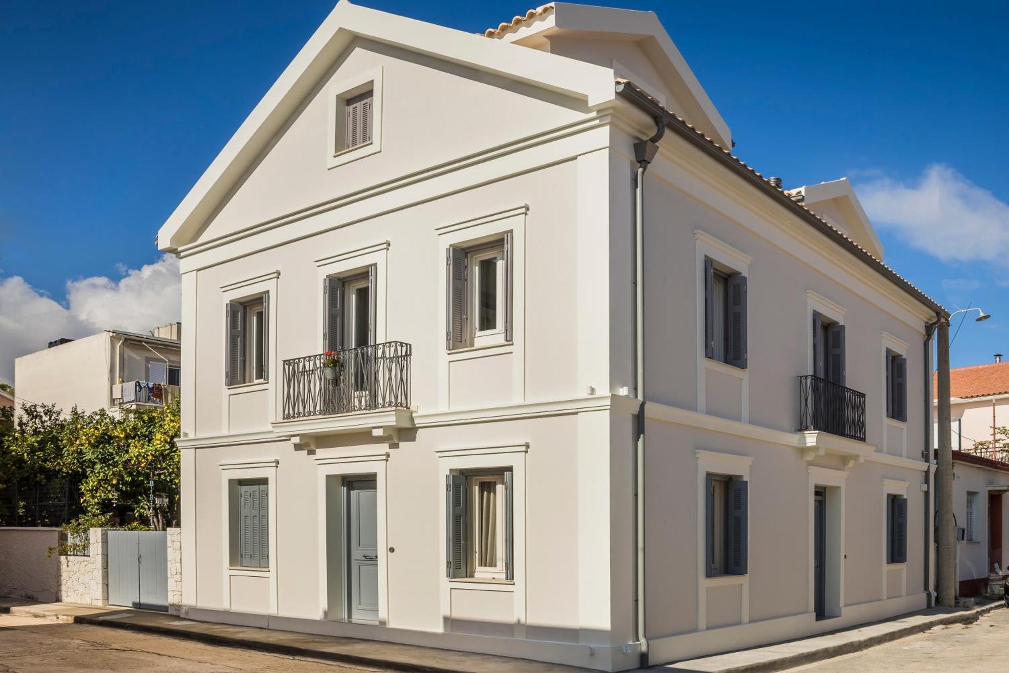 Апартаменты Marissa'S Elegant Retreats Аргостолион Экстерьер фото